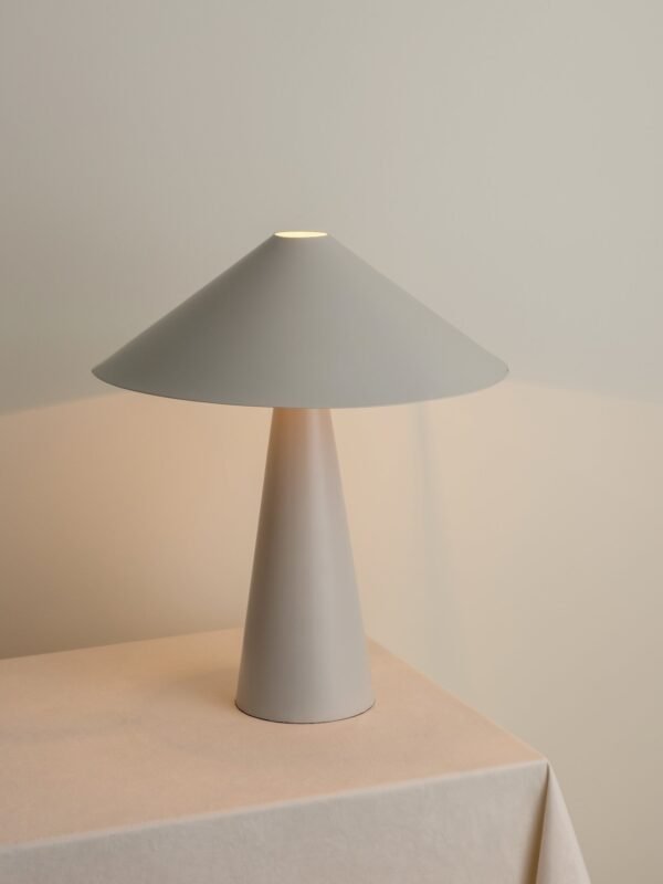 Orta - 1 light warm white cone table lamp - Image 2