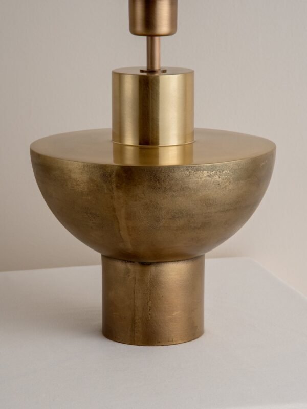 Editions brass lamp with + bronze shade - Image 4